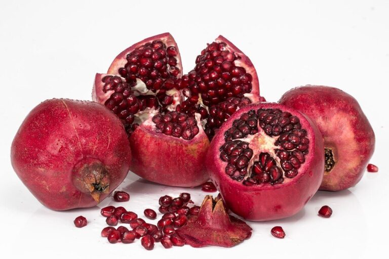 33 Health Benefits Pomegranate (Anar)
