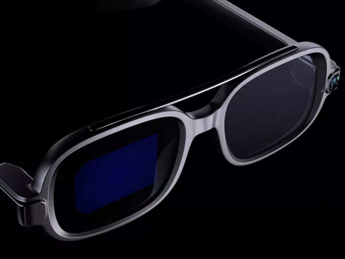 Xiaomi Launched Amazing Goggles with Call, Map, Photo, Audio Features